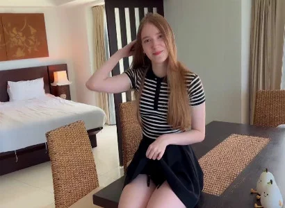 Khách nam ở homestay gạ địt lễ tân homestay